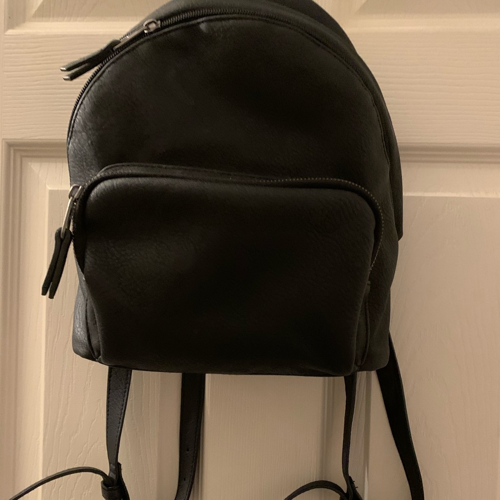 Universal Thread mini backpack
